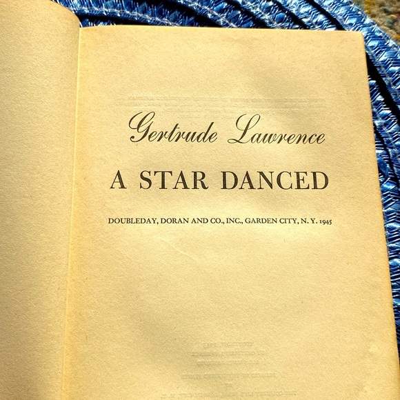 A STAR DANCED memoir by GERTRUDE LAWRENCE BEAUTIFUL VINTAGE BOOK GUC - Picture 6 of 10